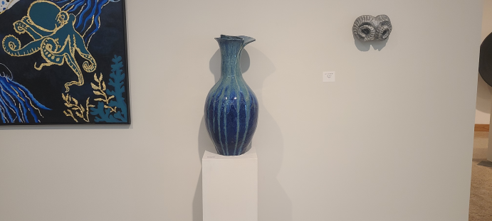 A view of the completed vase inside the Daum Museum.